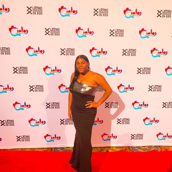 Black Strapless Gown with Silver Bust Detail - Picture 4 of 6